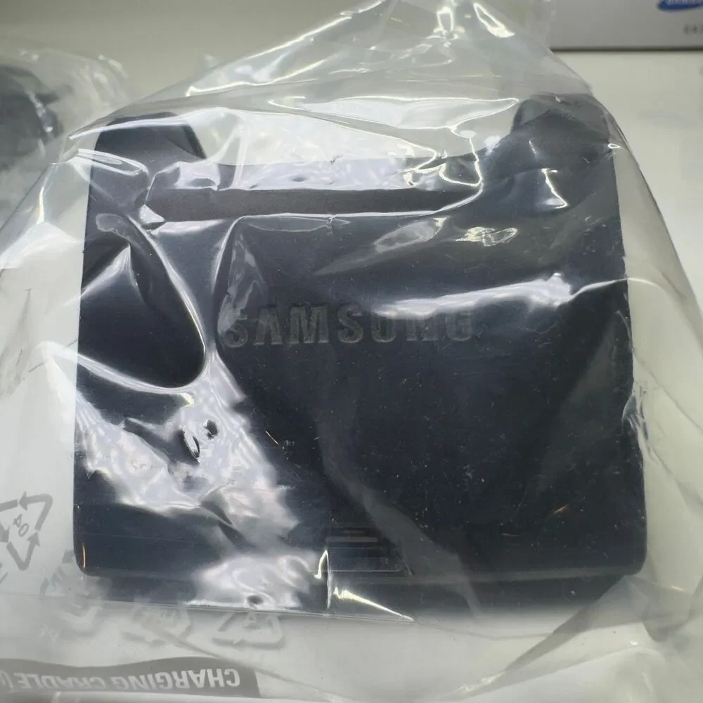 Samsung Haven Model SCHU320 Flip Phone Dark Gray
